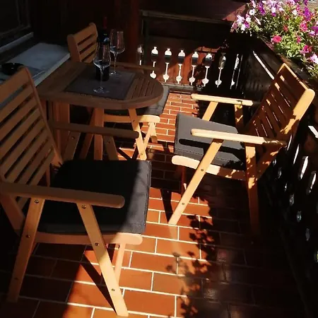Apartman Majkic, Marija Majkic, Sobodajalka Apartment *