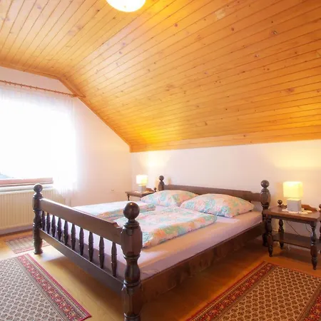 Apartman Majkic, Marija Majkic, Sobodajalka